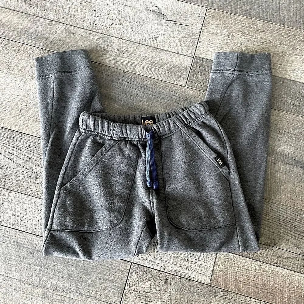 Lee Light Gray Drawstring Sweatpants. Size Small (7/8).